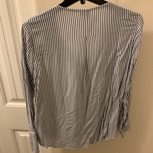 Only shirt - Picture 2 of 3